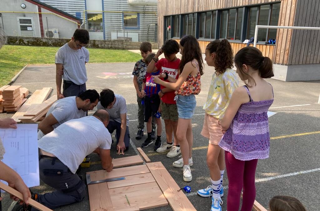 Après plusieurs réunions techniques et organisationnelles, le patio est enfin là !