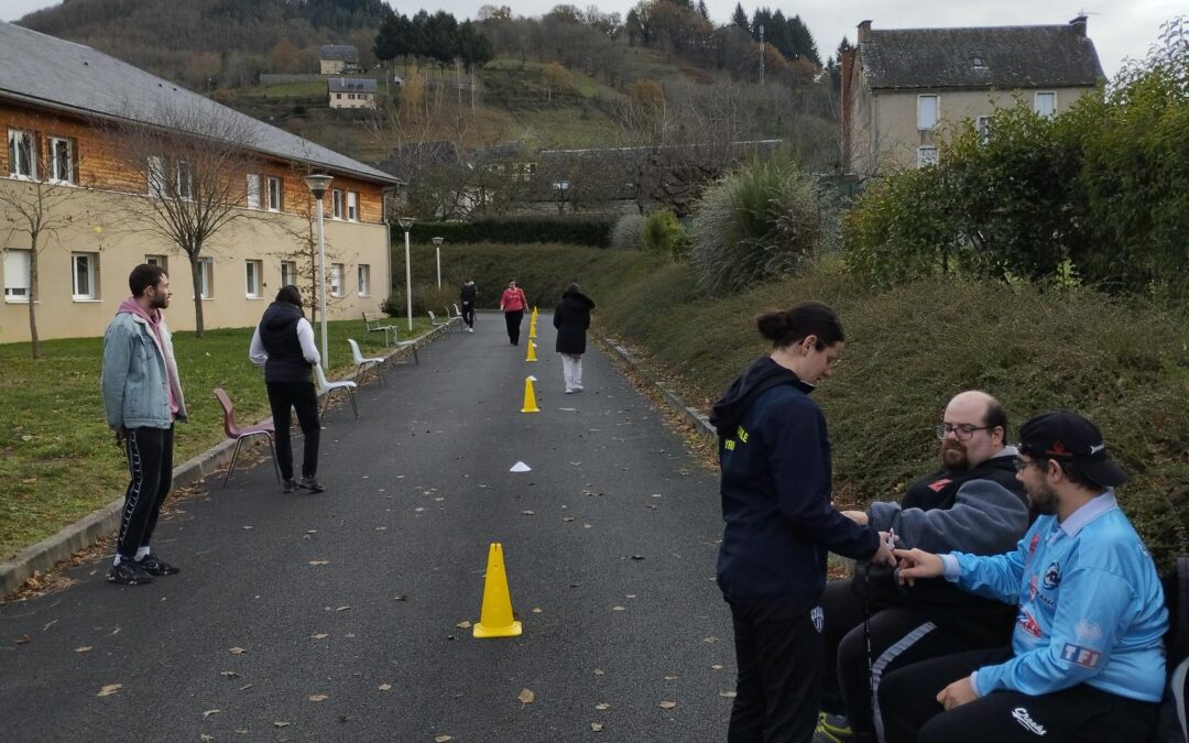 Intégration harmonieuse par les activités sportives : Un partenariat fructueux entre les étudiants STAPS de Rodez et le Foyer de Vie de Saint-Geniez-d’Olt
